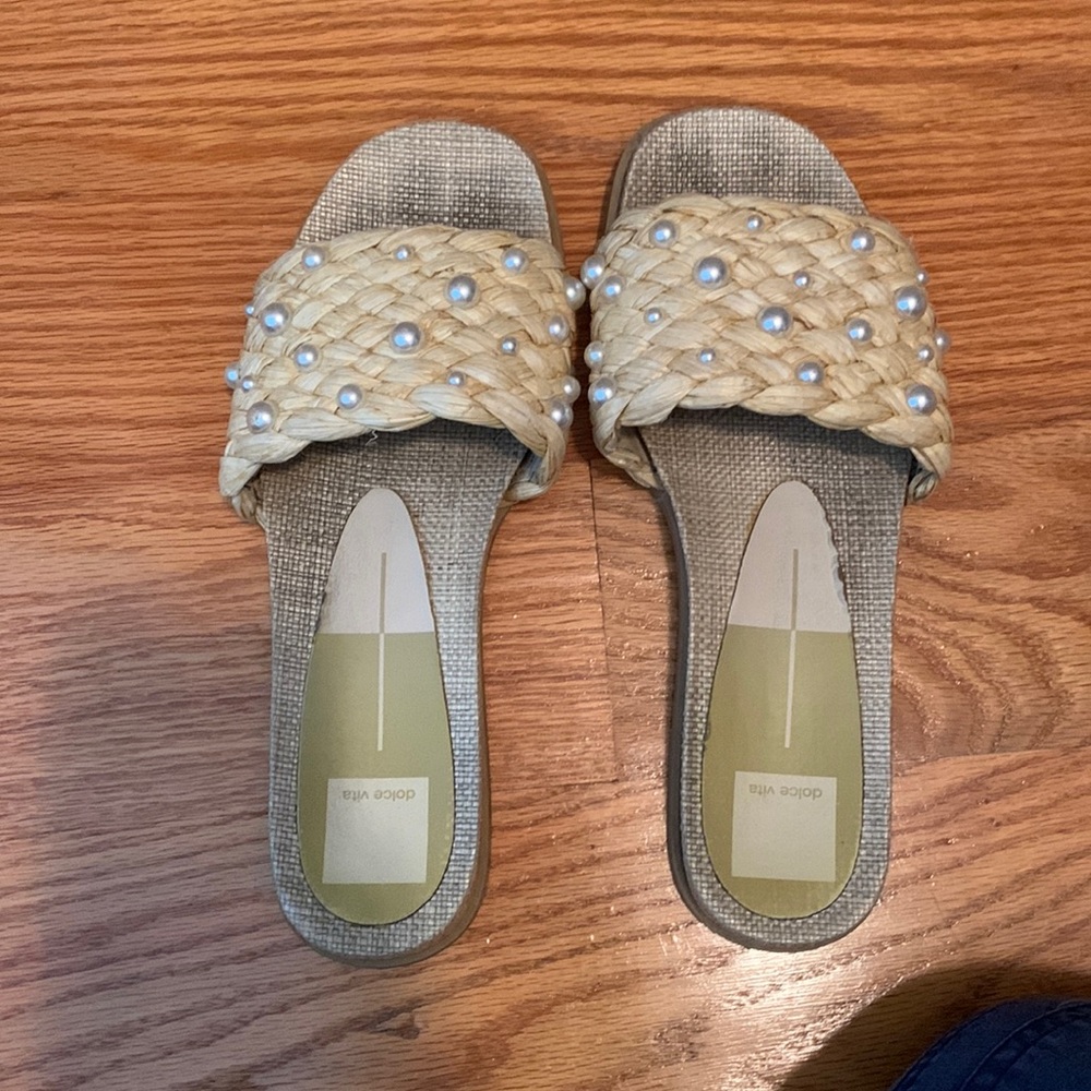 Dolce Vita Flats